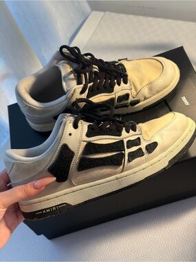 AMIRI Men’s Cream and Black Low-Top Sneaker with Textured Panels